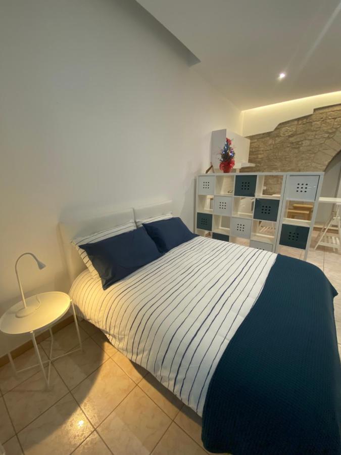 Arco Del Priore Bed & Breakfast Trani Exterior foto