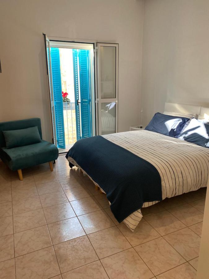 Arco Del Priore Bed & Breakfast Trani Exterior foto